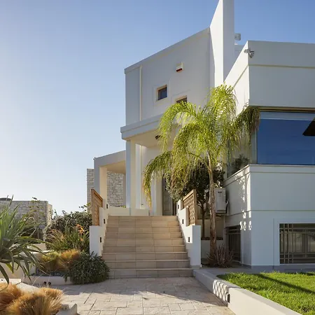Villa Quiet Aviana,garden, Heated Pool,bbq,jacuzzi *