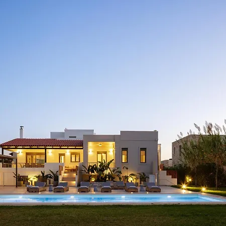 Villa Quiet Aviana,garden, Heated Pool,bbq,jacuzzi Gerani (Chania)