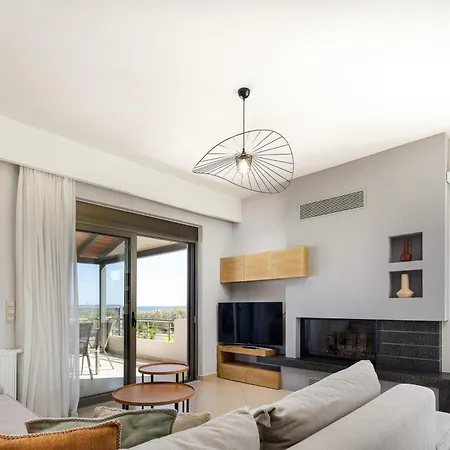 Villa Quiet Aviana,garden, Heated Pool,bbq,jacuzzi *