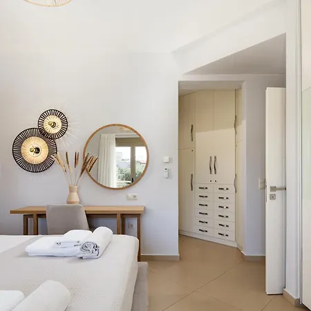 Villa Quiet Aviana,garden, Heated Pool,bbq,jacuzzi Gerani (Chania)