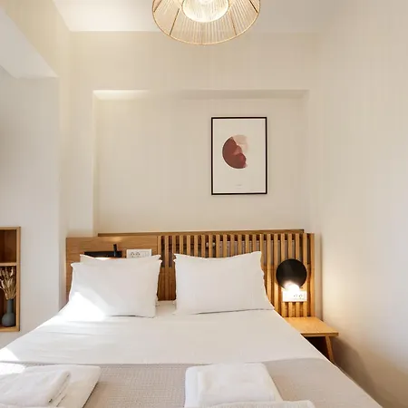 Villa Quiet Aviana,garden, Heated Pool,bbq,jacuzzi