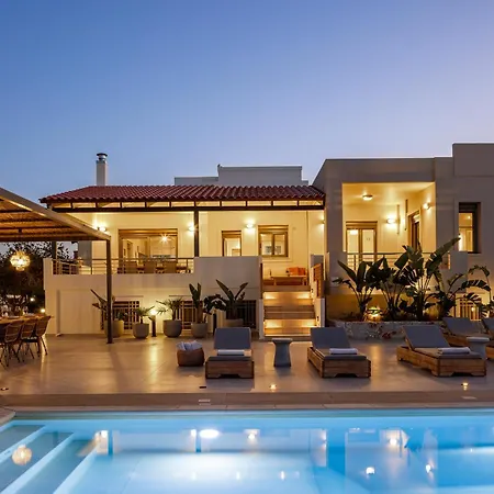 Vila Quiet Aviana,garden, Heated Pool,bbq,jacuzzi