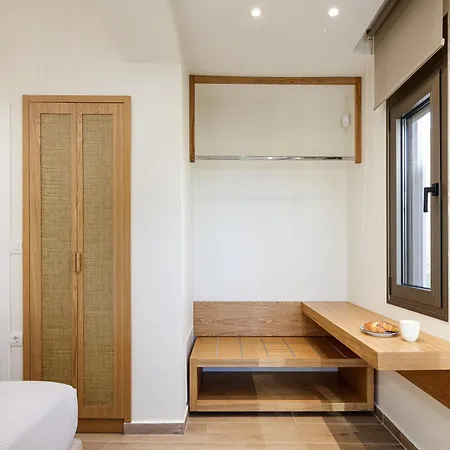 Quiet Aviana,garden, Heated Pool,bbq,jacuzzi Gerani (Chania)